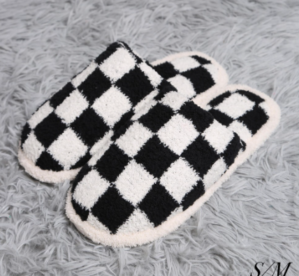 Checkered B/W Slippers