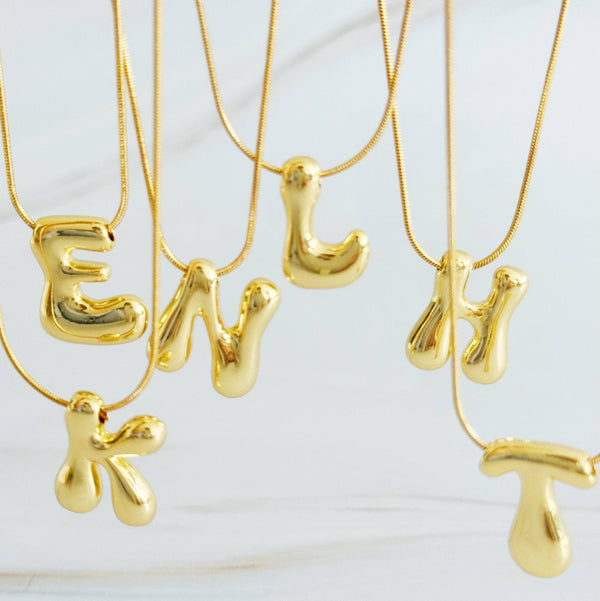 Balloon Letter Initial Necklace: Yellow Gold / E