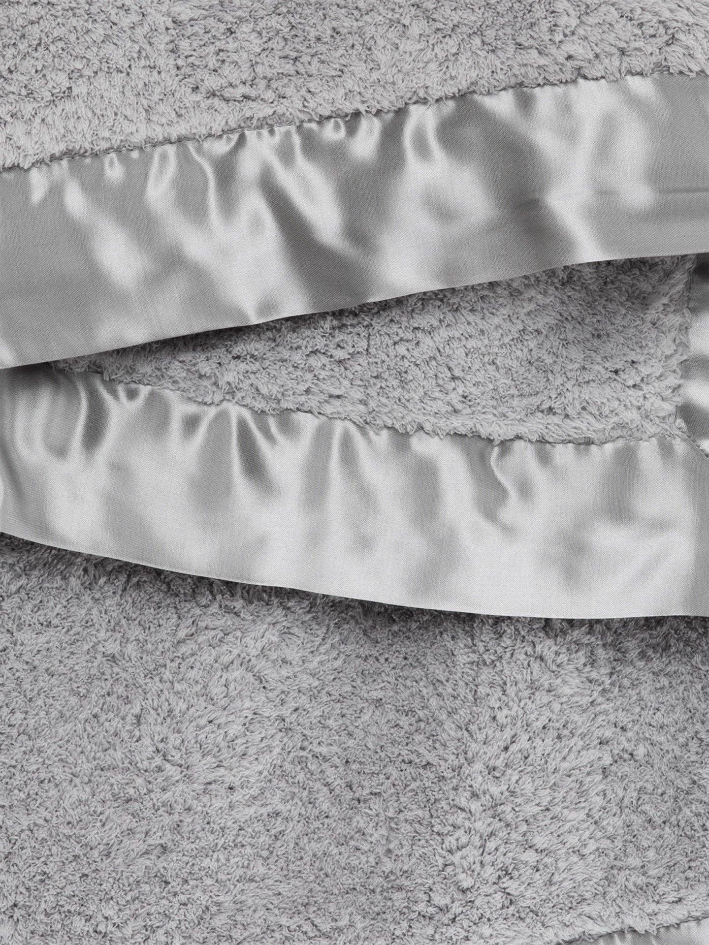 Chenille Baby Blanket: Gift Box / White