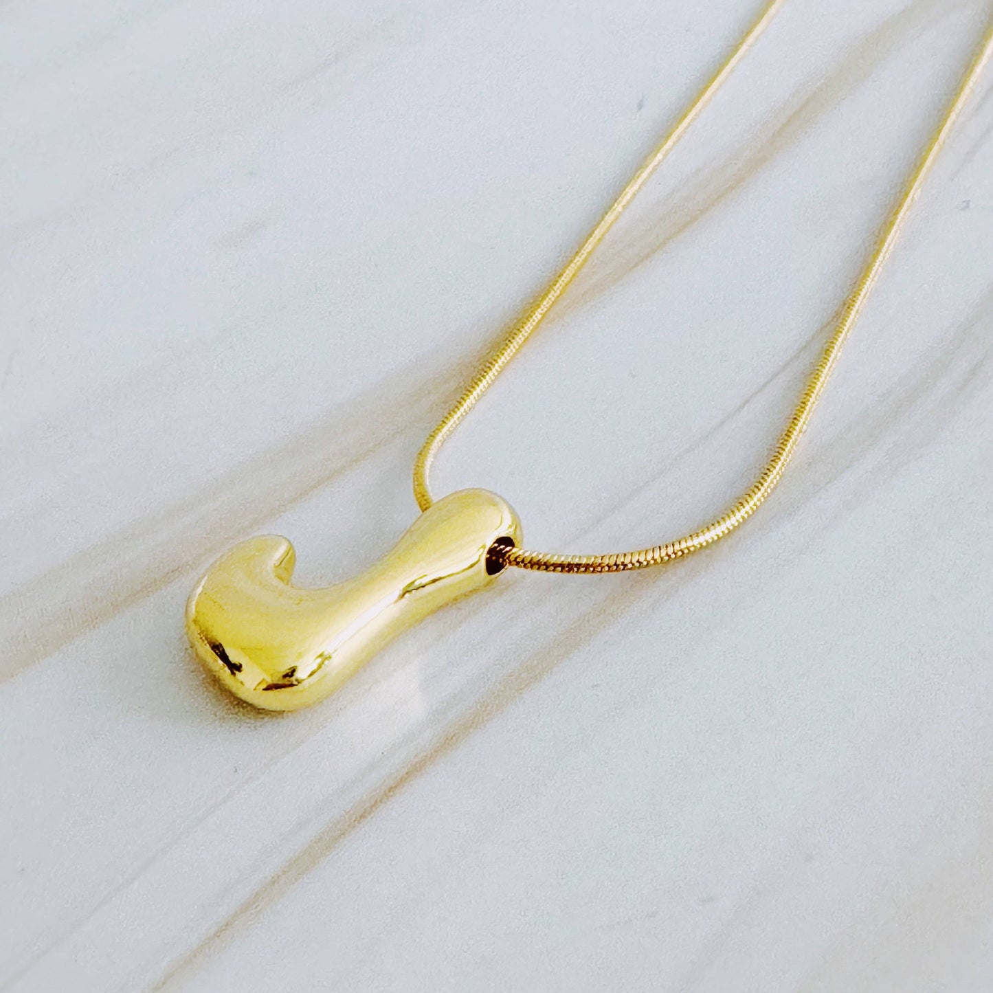 Balloon Letter Initial Necklace: Yellow Gold / M