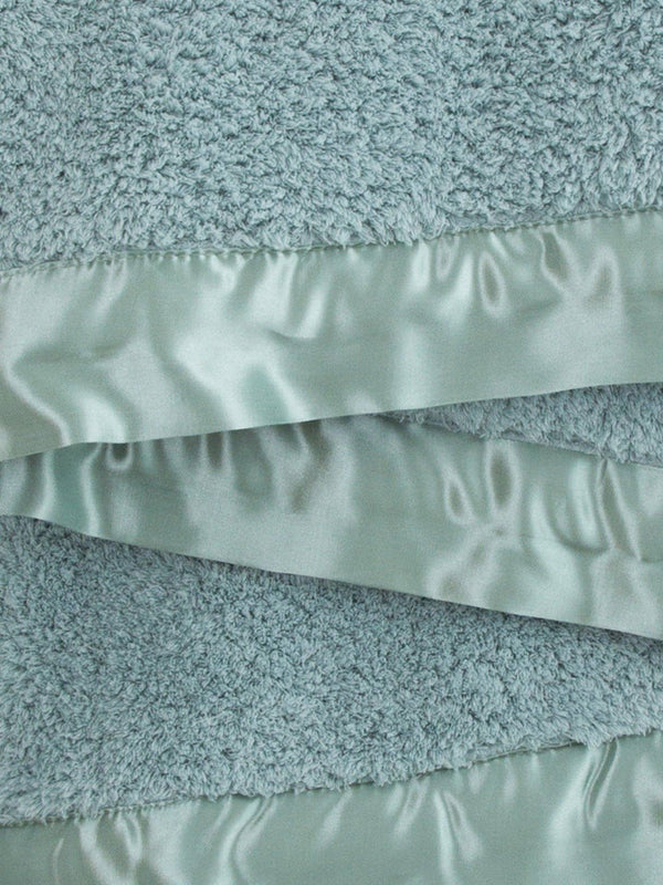 Chenille Baby Blanket: Gift Box / White