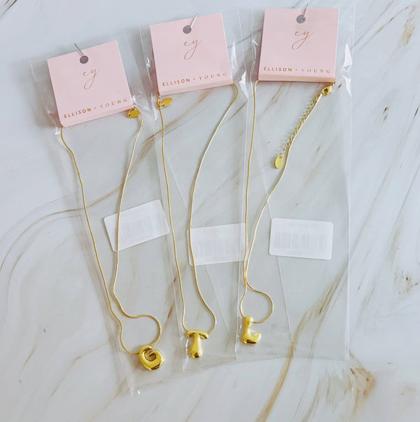 Balloon Letter Initial Necklace: Yellow Gold / T
