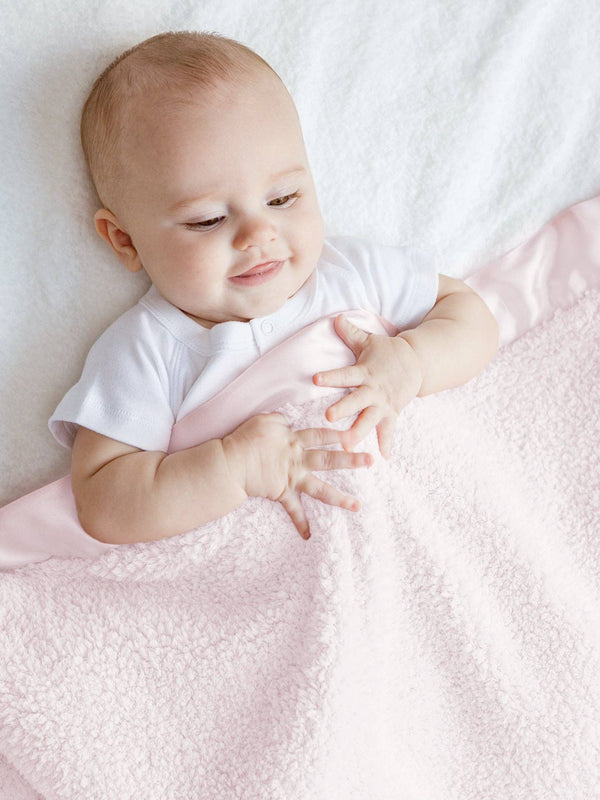 Chenille Baby Blanket: Gift Box / White